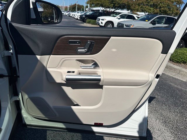 Used 2026 Mercedes-Benz GLA 250 4MATIC image 37