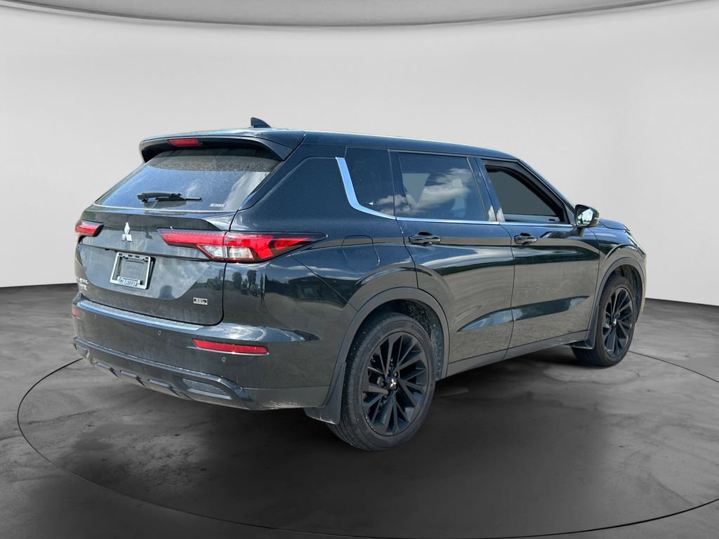 Used 2023 Mitsubishi Outlander SEL Black Edition AWD/4WD image 9
