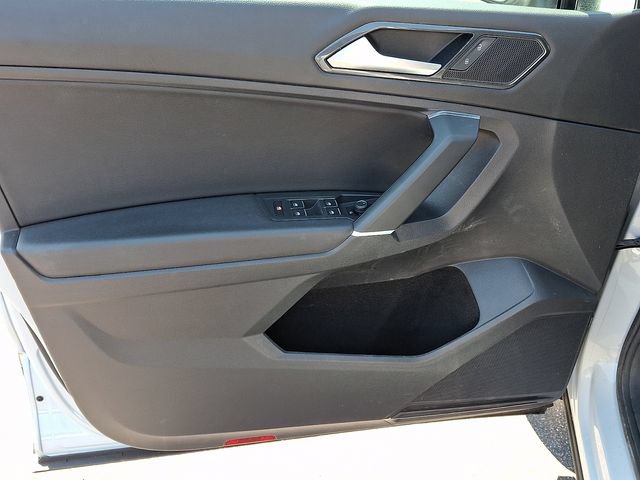 Used 2018 Volkswagen Tiguan S FWD image 9
