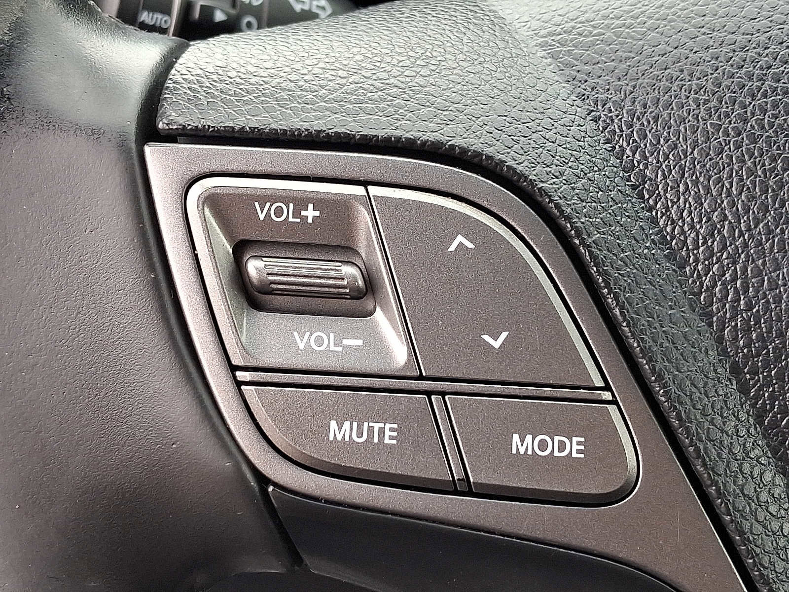 Used 2014 Hyundai Santa Fe Sport 2.0T w/ Navigation Package 06 AWD/4WD image 21