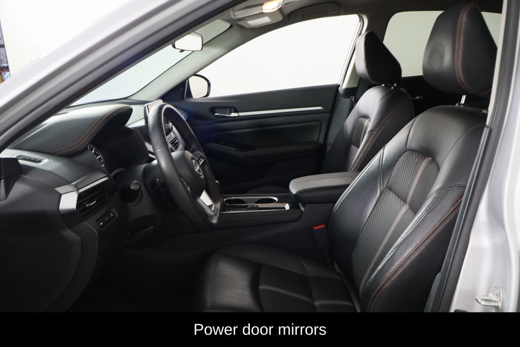Used 2024 Nissan Altima 2.5 SR FWD image 7