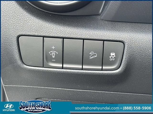 Certified 2023 Hyundai Kona SE AWD/4WD image 21