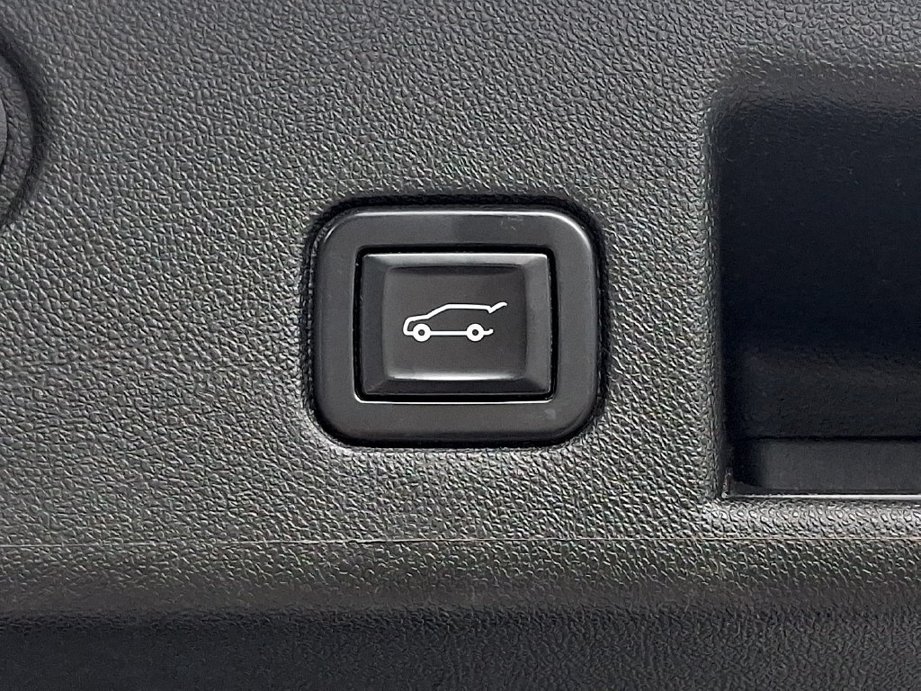 Used 2020 Chevrolet Equinox Premier AWD/4WD image 33