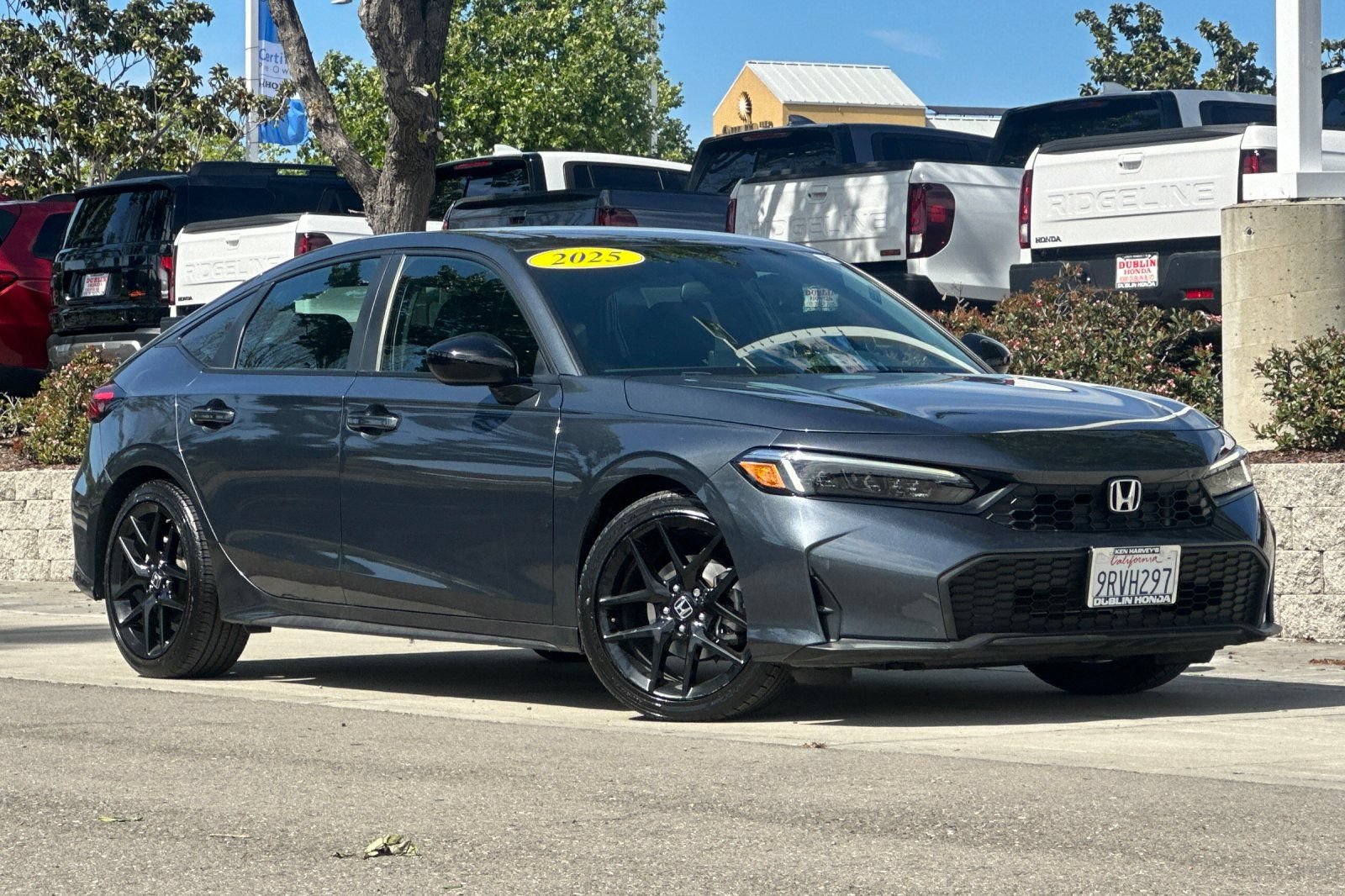 Certified 2025 Honda Civic Sport image 2