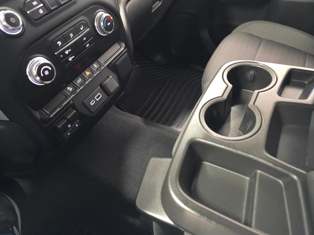 Used 2023 GMC Sierra 3500 SLE w/ Gooseneck/5TH Wheel Package image 21