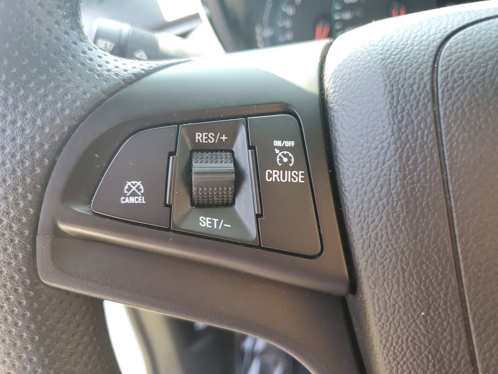 Used 2022 Chevrolet Trax LS w/ Tint and Cruise Package image 25