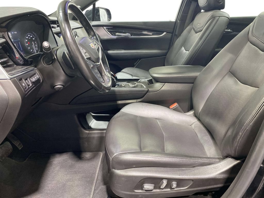 Used 2021 Cadillac XT5 Premium Luxury AWD/4WD image 17