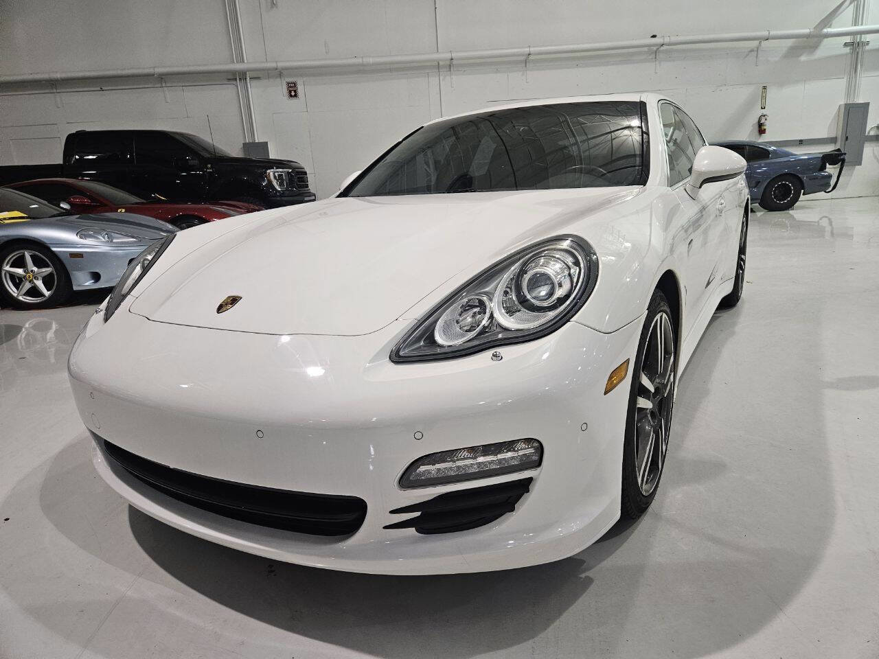 Used 2010 Porsche Panamera S image 34