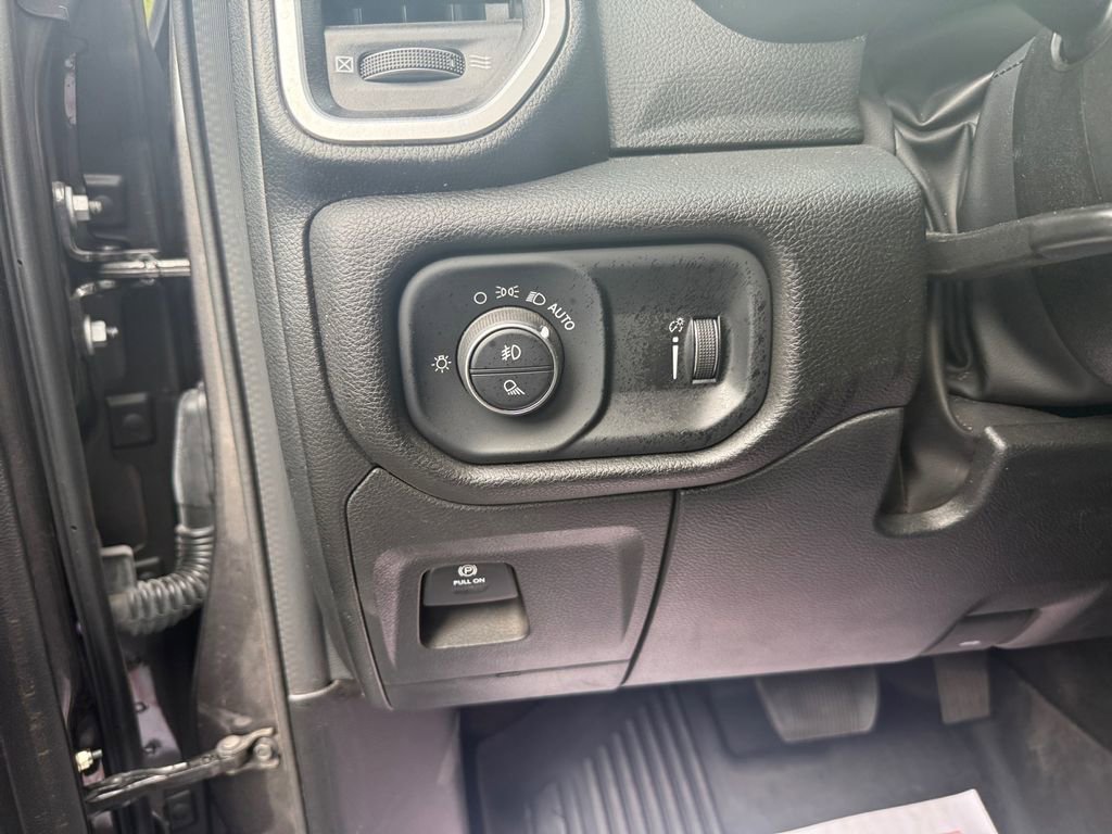 Certified 2023 RAM 1500 Big Horn RWD image 18