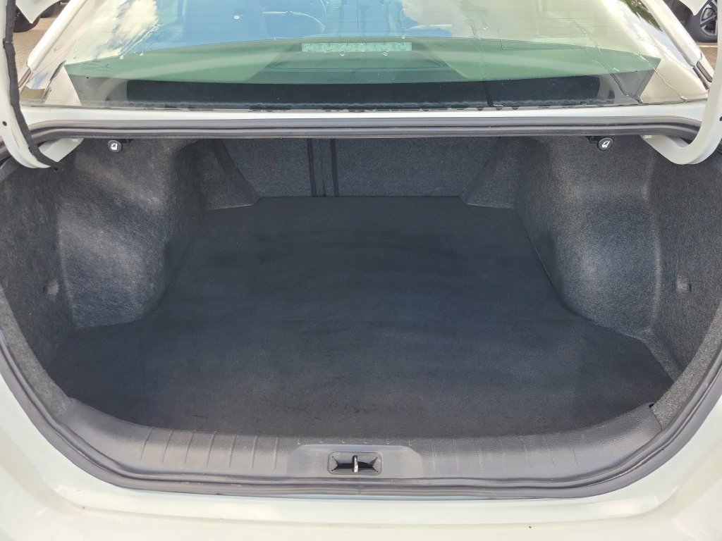 Used 2021 Nissan Altima 2.5 SR FWD image 7