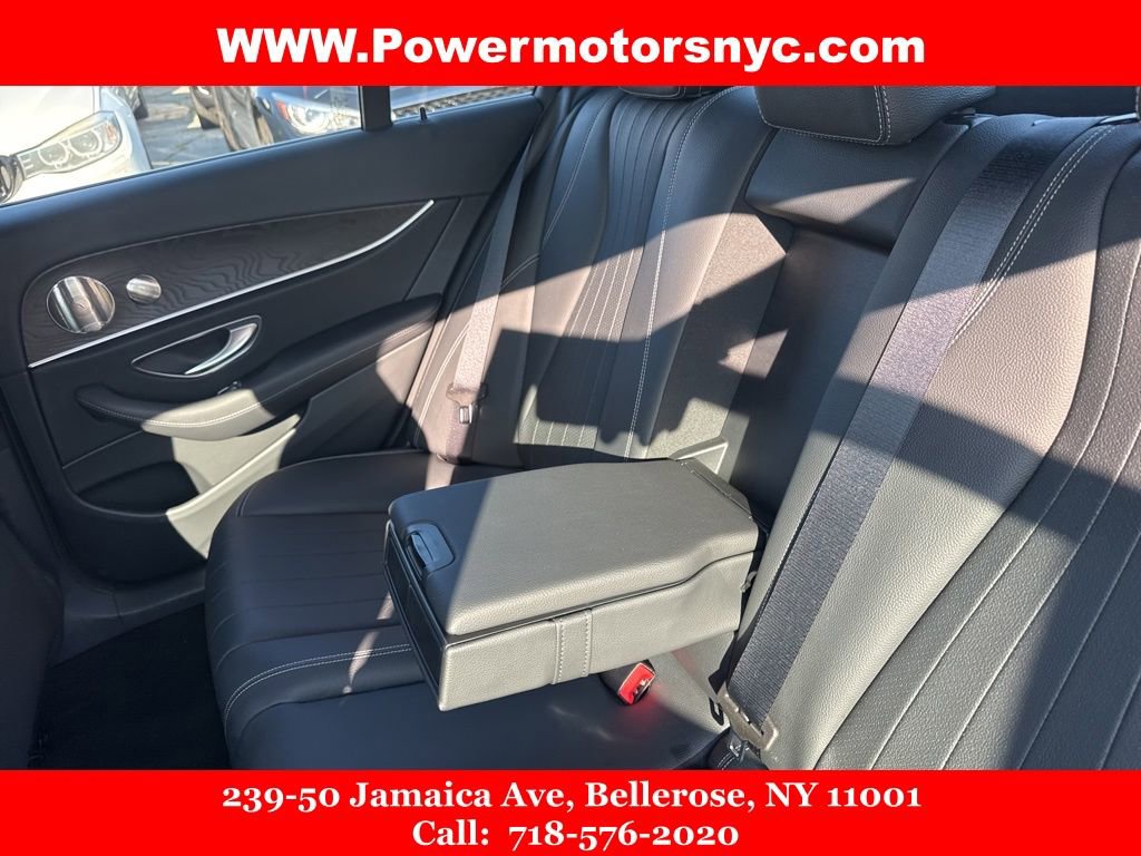 Used 2022 Mercedes-Benz E 350 4MATIC Sedan w/ AMG Line Exterior image 26