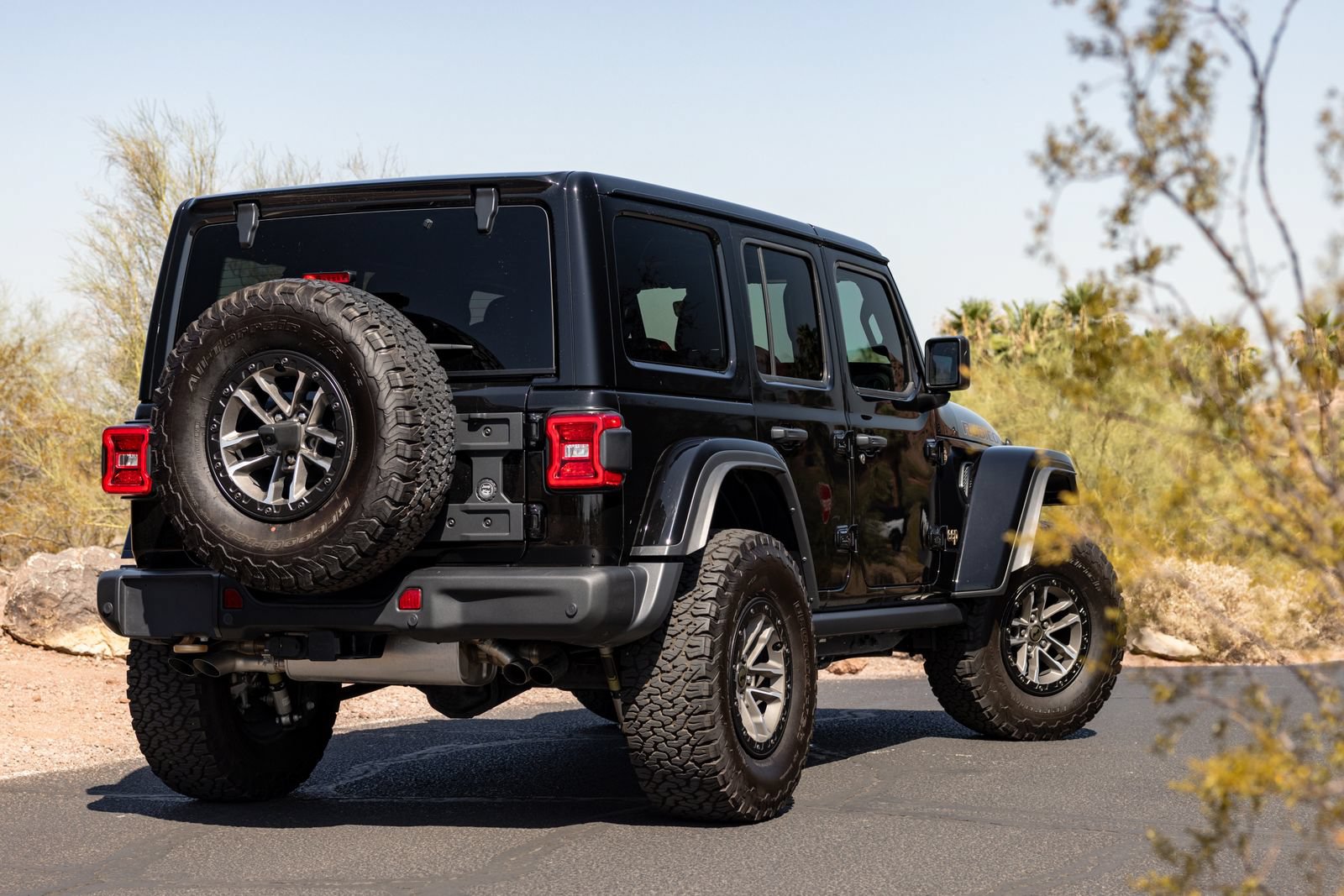 Used 2024 Jeep Wrangler Unlimited Rubicon 392 AWD/4WD image 10