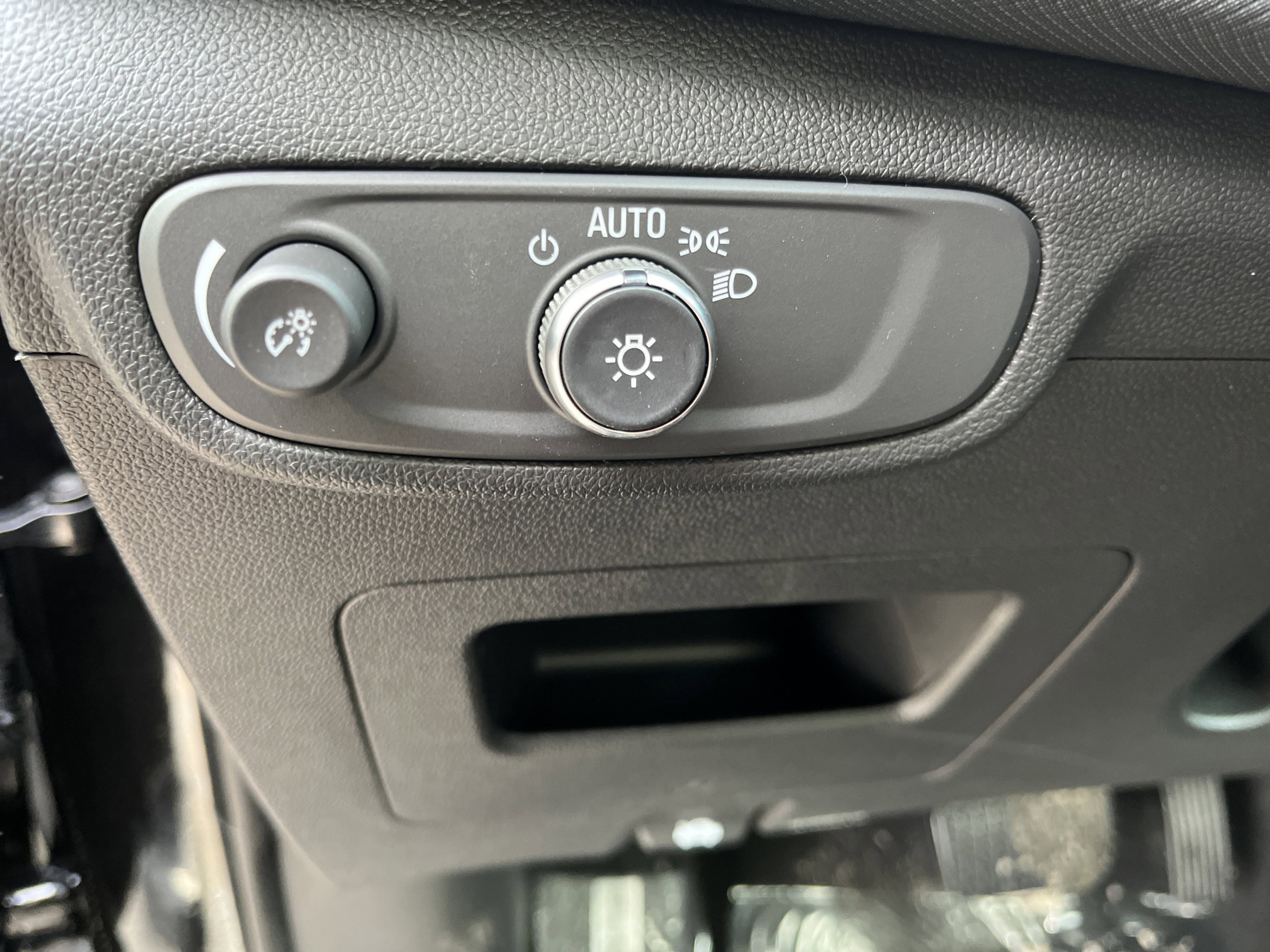 New 2026 Chevrolet TrailBlazer RS w/ Convenience Package image 15