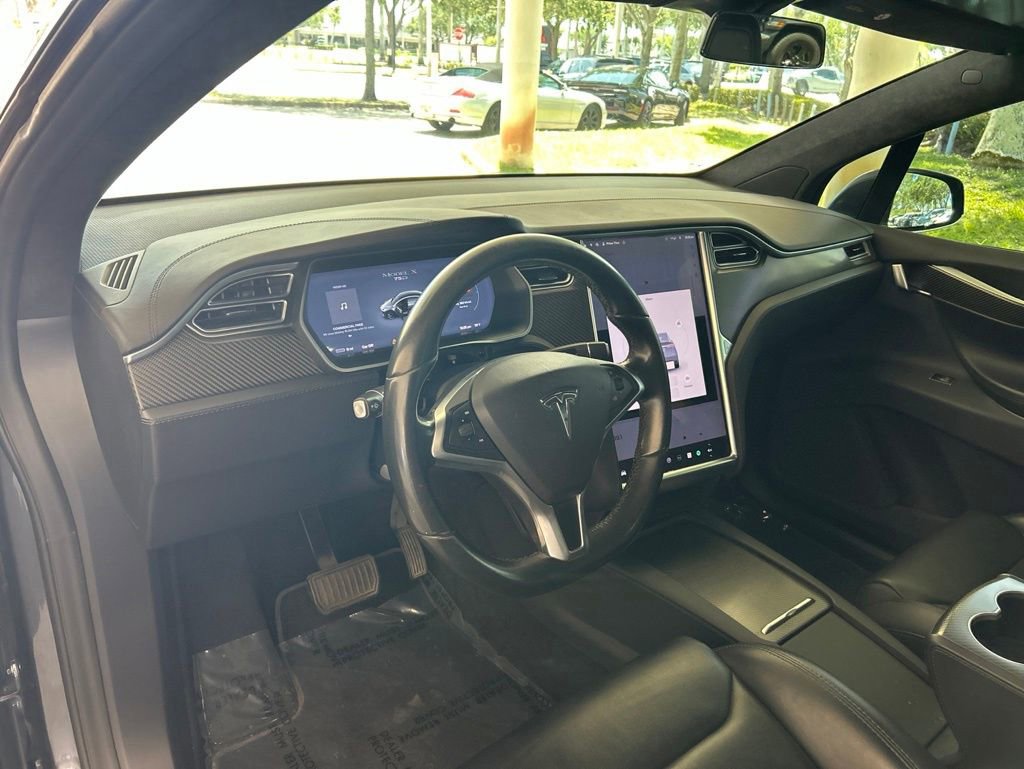 Used 2018 Tesla Model X 75D AWD/4WD image 6