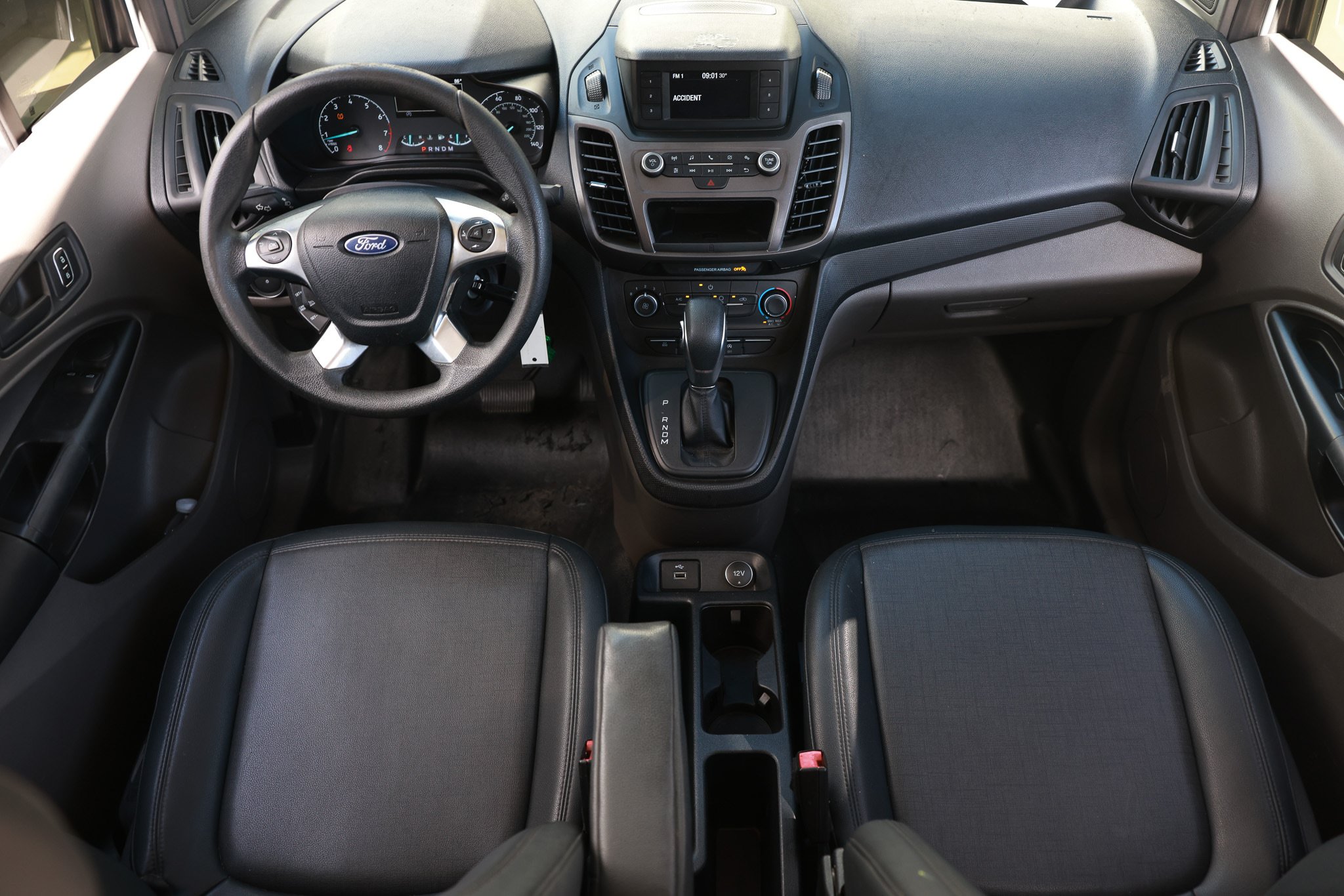Used 2020 Ford Transit Connect XL FWD image 2