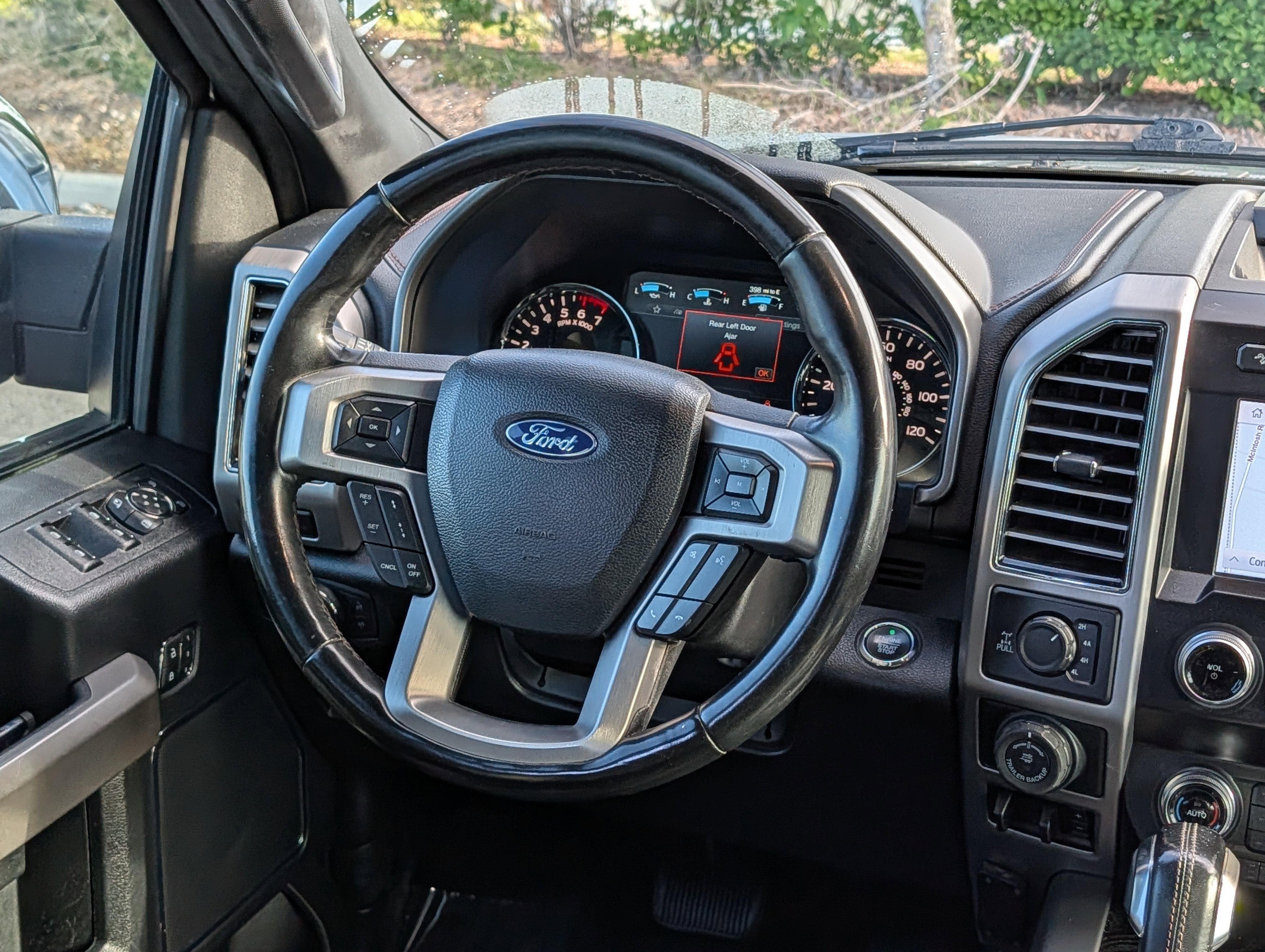 Used 2020 Ford F150 Platinum w/ Equipment Group 701A Luxury AWD/4WD image 17