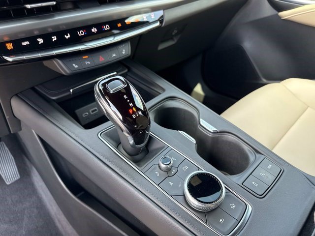 Certified 2024 Cadillac XT4 Luxury w/ Cold Weather Package FWD image 20