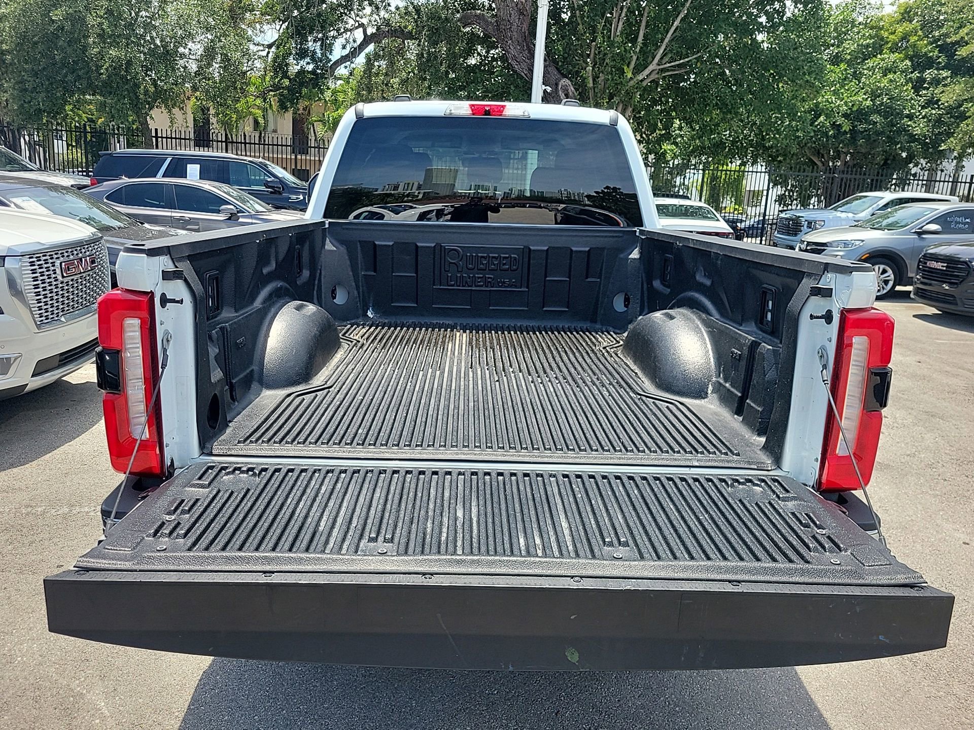 Used 2026 Ford F250 Lariat AWD/4WD image 14