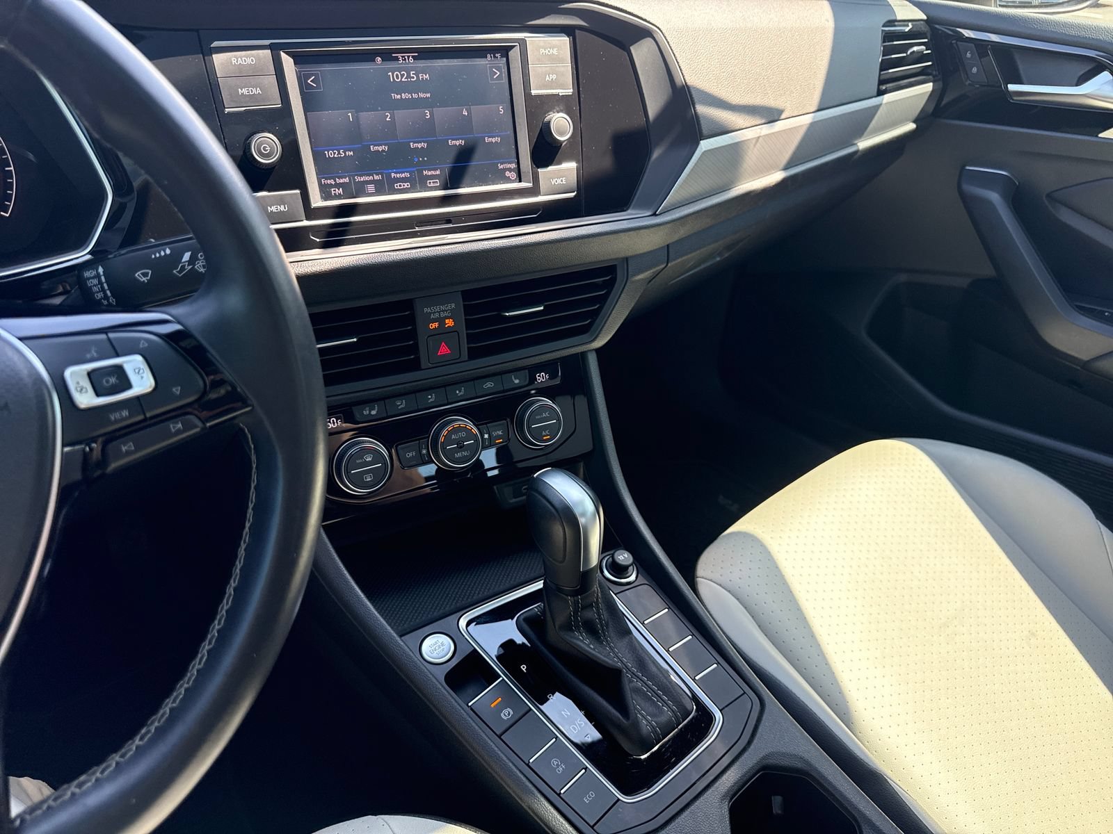 Certified 2021 Volkswagen Jetta R-Line w/ R-Line Cold Weather Package FWD image 18