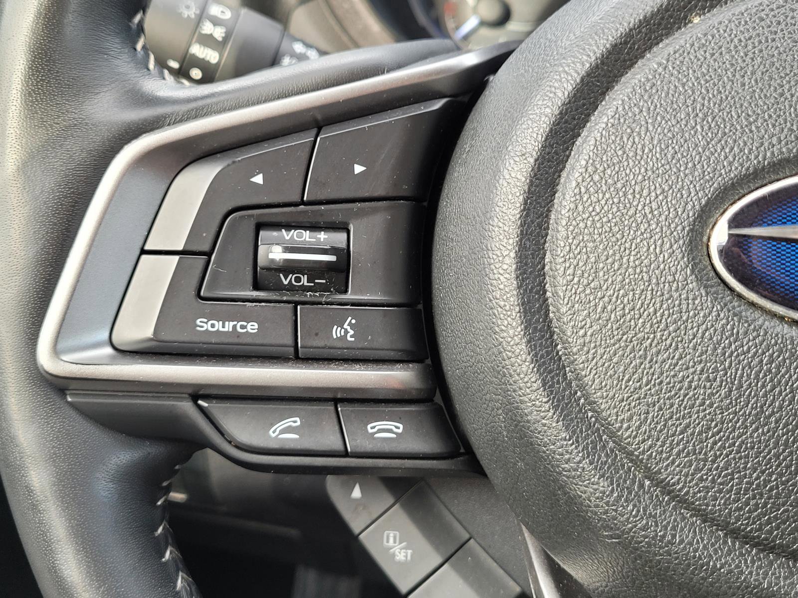 Used 2020 Subaru Ascent Touring w/ Popular Package #3 image 9