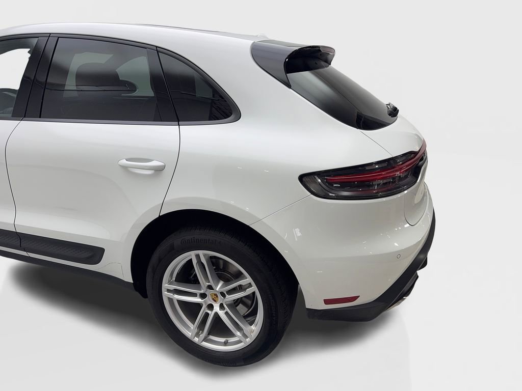 Used 2022 Porsche Macan image 17
