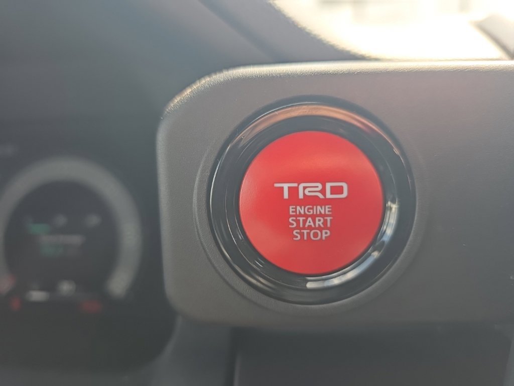 Used 2024 Toyota Tacoma TRD Off-Road AWD/4WD image 25