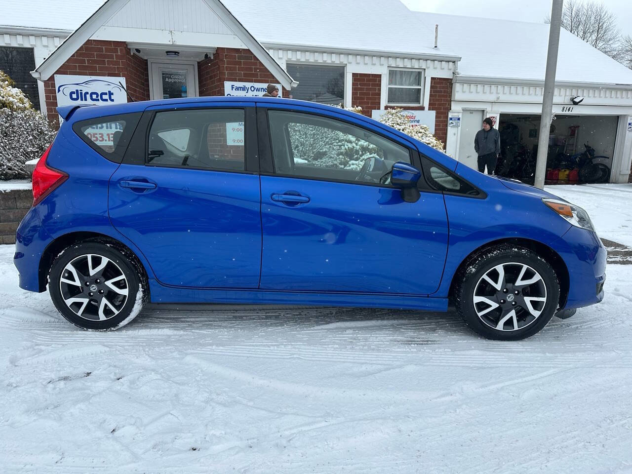 Used 2017 Nissan Versa Note SR image 9