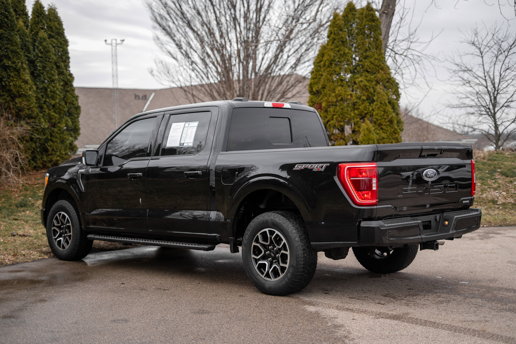 Used 2023 Ford F150 XLT w/ Equipment Group 302A High image 8