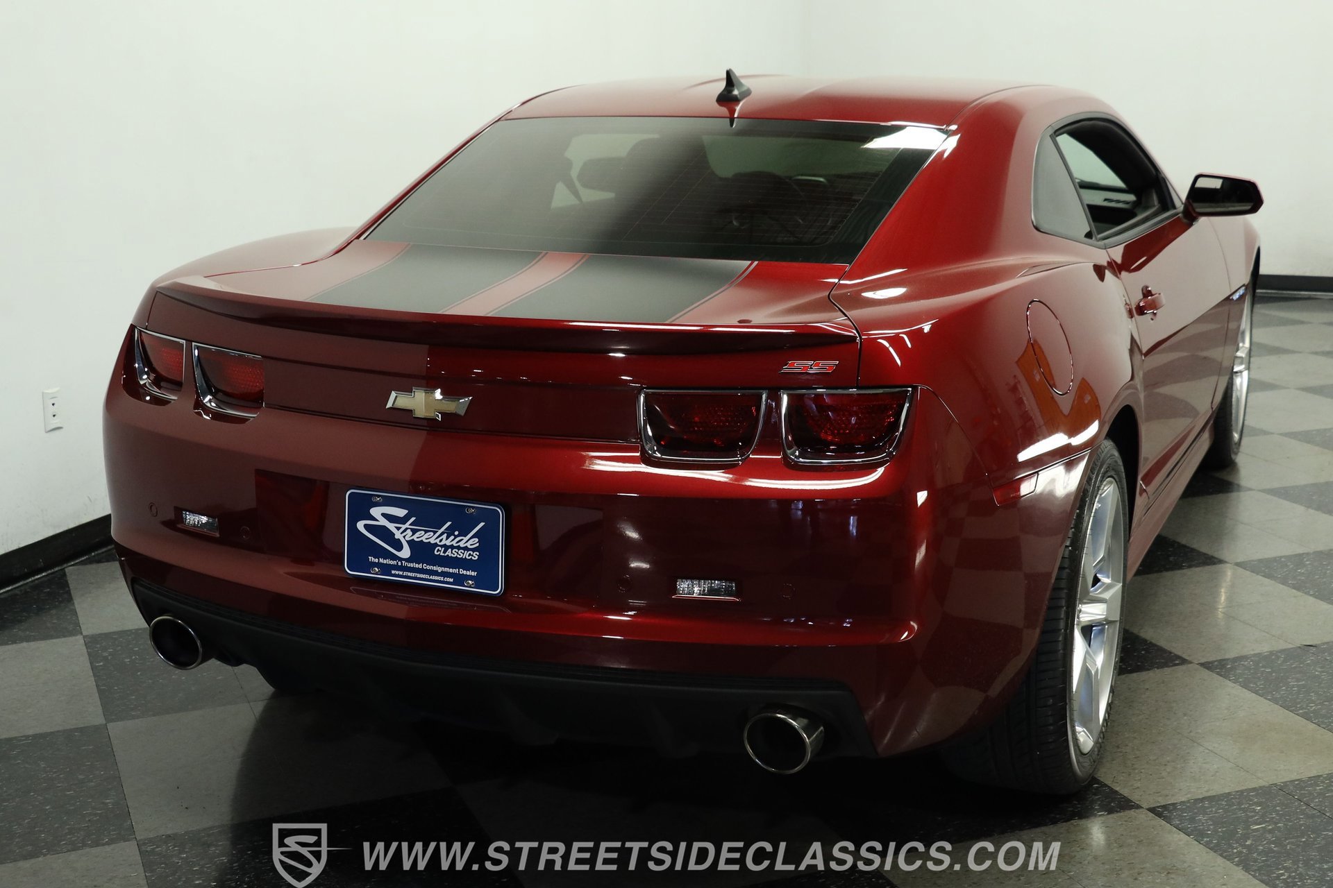 Used 2010 Chevrolet Camaro SS w/ RS Package image 9