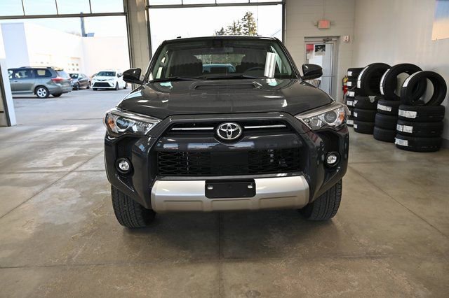 Used 2024 Toyota 4Runner TRD Off-Road image 2