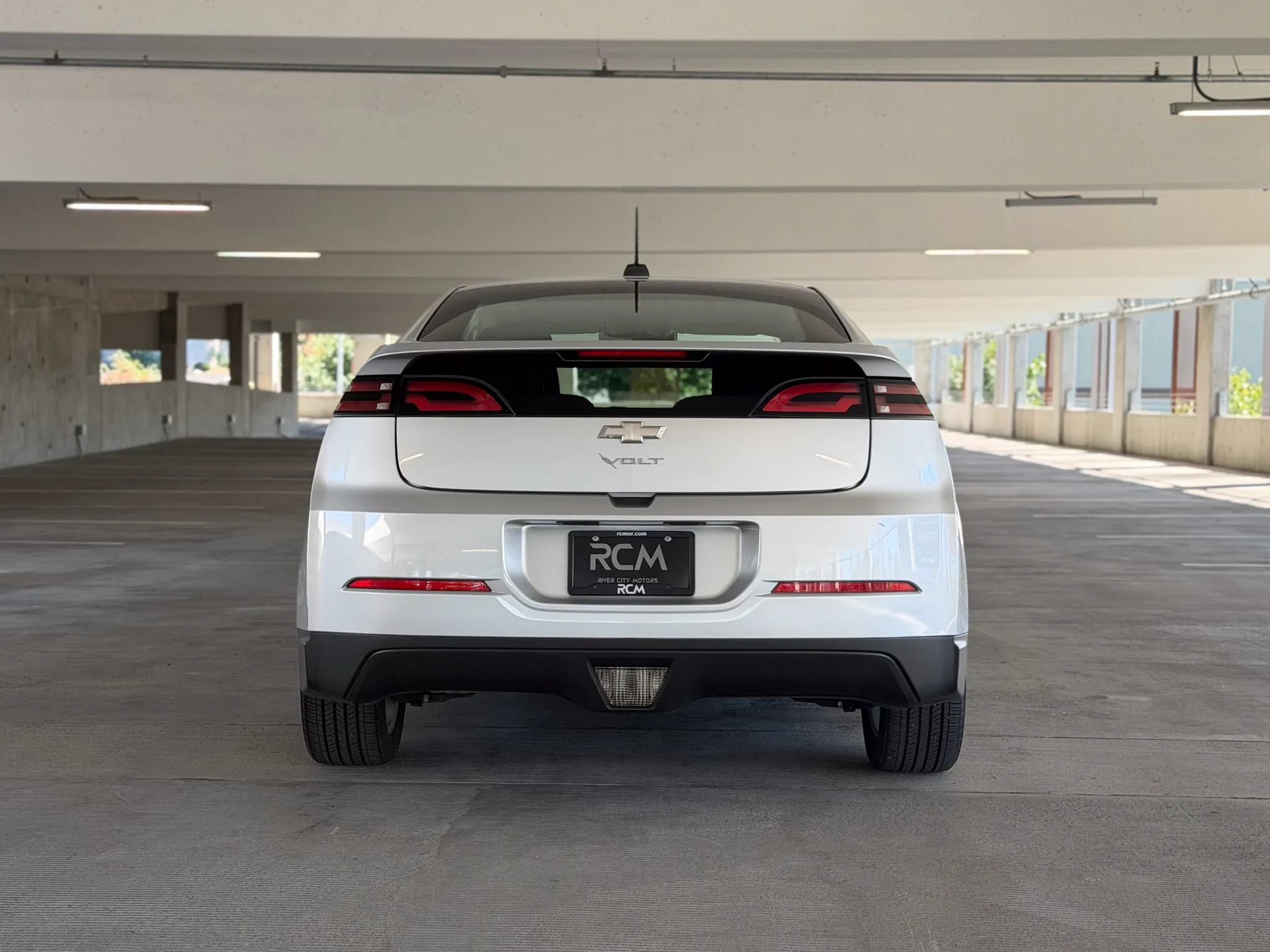 Used 2015 Chevrolet Volt FWD image 6