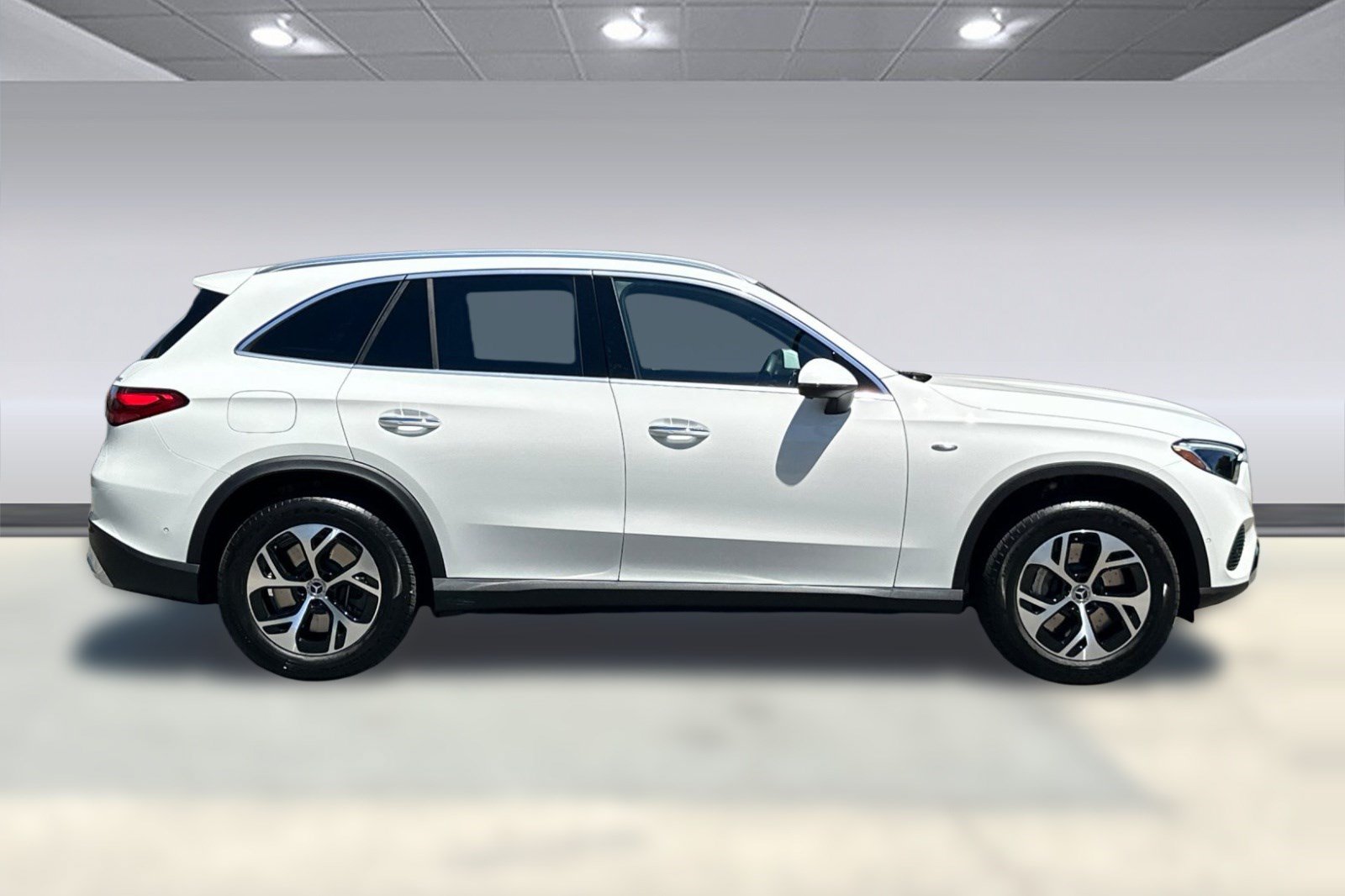 New 2025 Mercedes-Benz GLC 350e 4MATIC image 7
