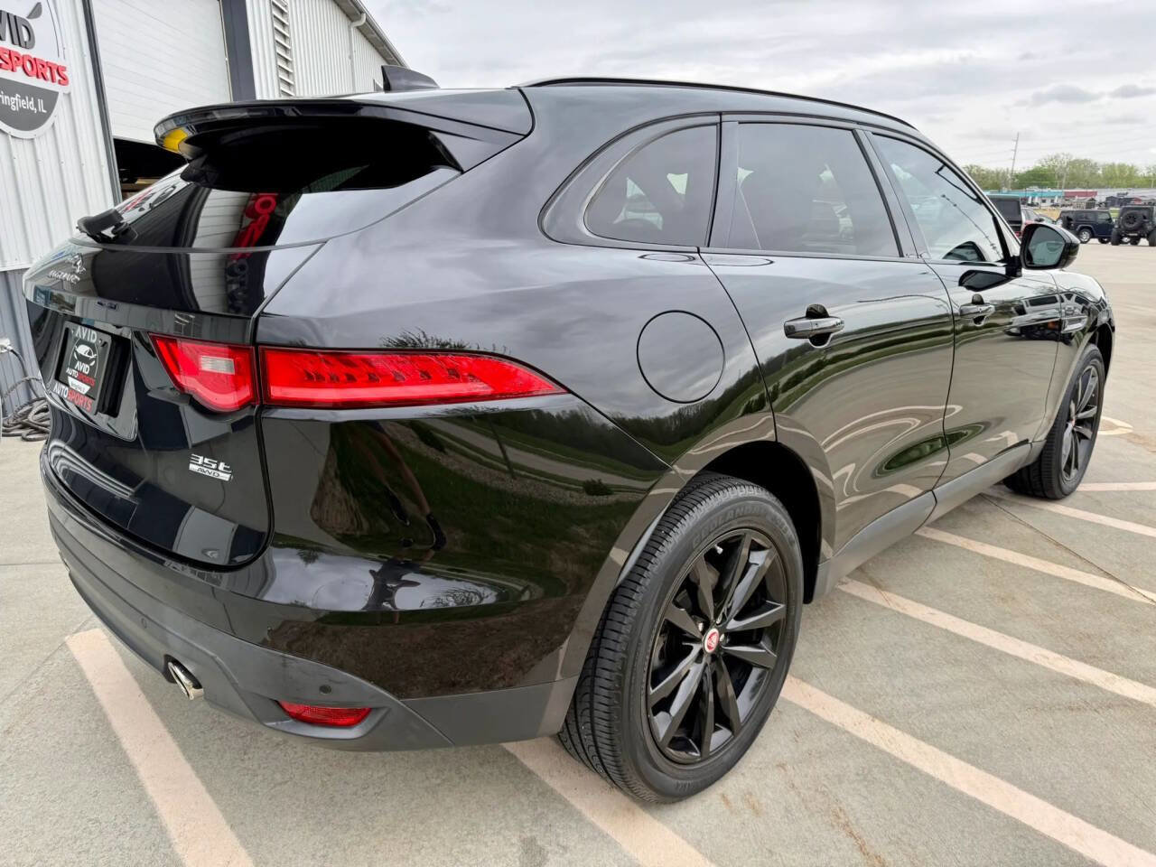 Used 2017 Jaguar F-PACE Prestige AWD/4WD image 8