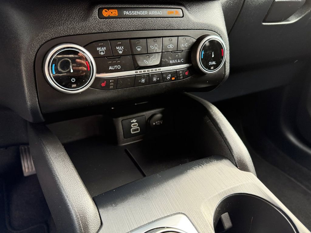 Used 2024 Ford Escape Active image 23