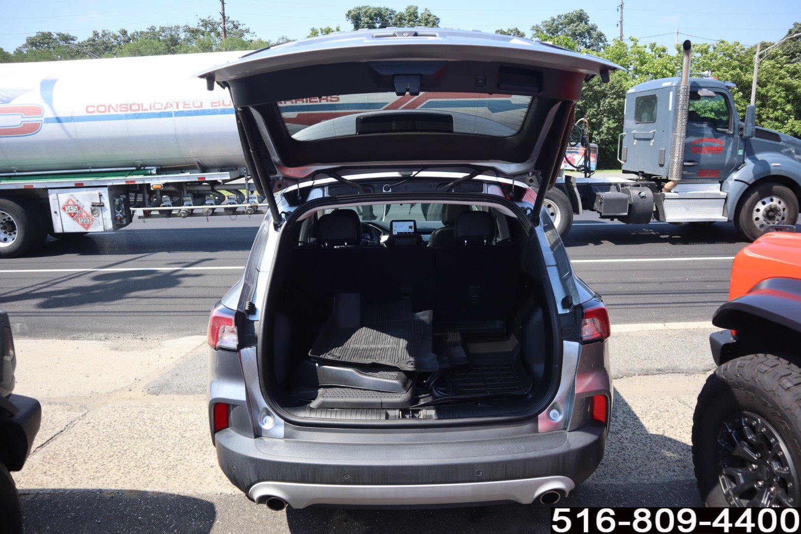 Used 2022 Ford Escape SEL w/ Technology Package FWD image 25