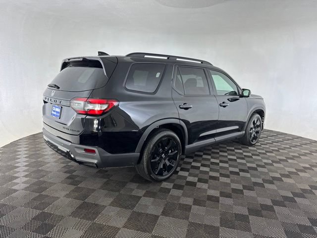 Certified 2026 Honda Pilot Black Edition image 6