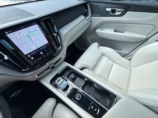 Used 2023 Volvo XC60 B5 Ultimate w/ Climate Package AWD/4WD image 22