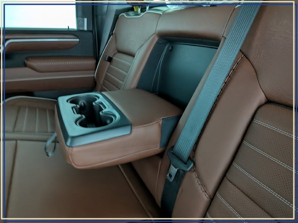New 2026 GMC Sierra 3500 Denali Ultimate AWD/4WD image 32