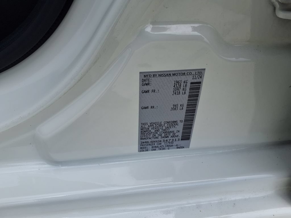 Used 2025 Nissan Altima 2.5 SV FWD image 32