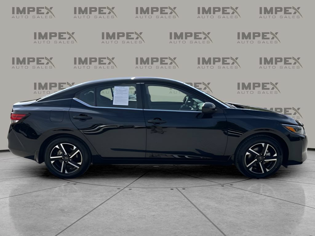 Used 2025 Nissan Sentra SV FWD image 6