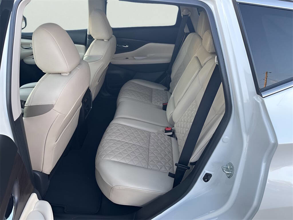 Used 2024 Nissan Murano Platinum w/ Cargo Package image 31