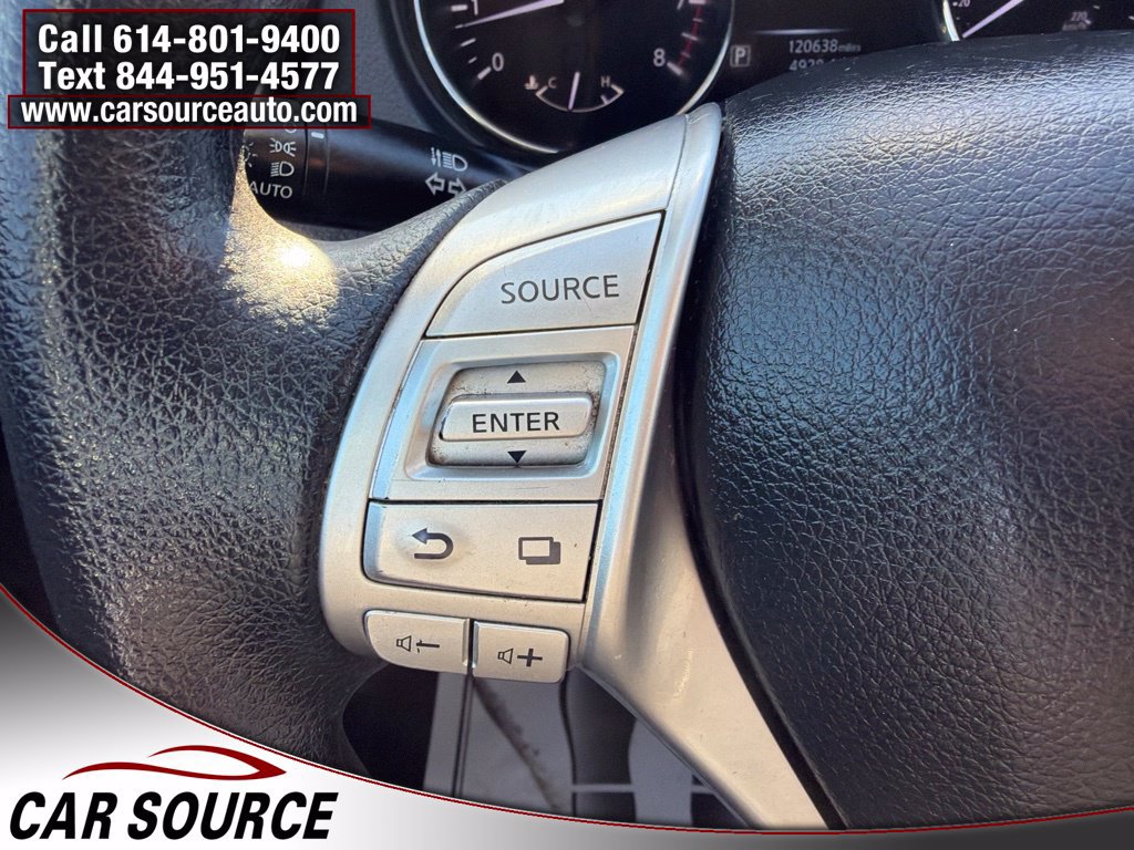 Used 2016 Nissan Rogue SV AWD/4WD image 13