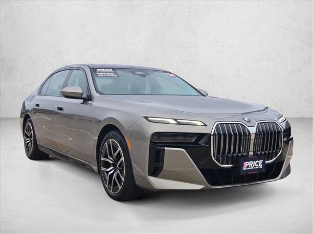 Used 2024 BMW 740i RWD image 3