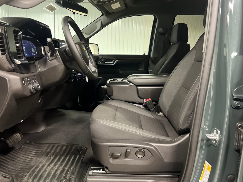 New 2026 Chevrolet Silverado 1500 LT image 12