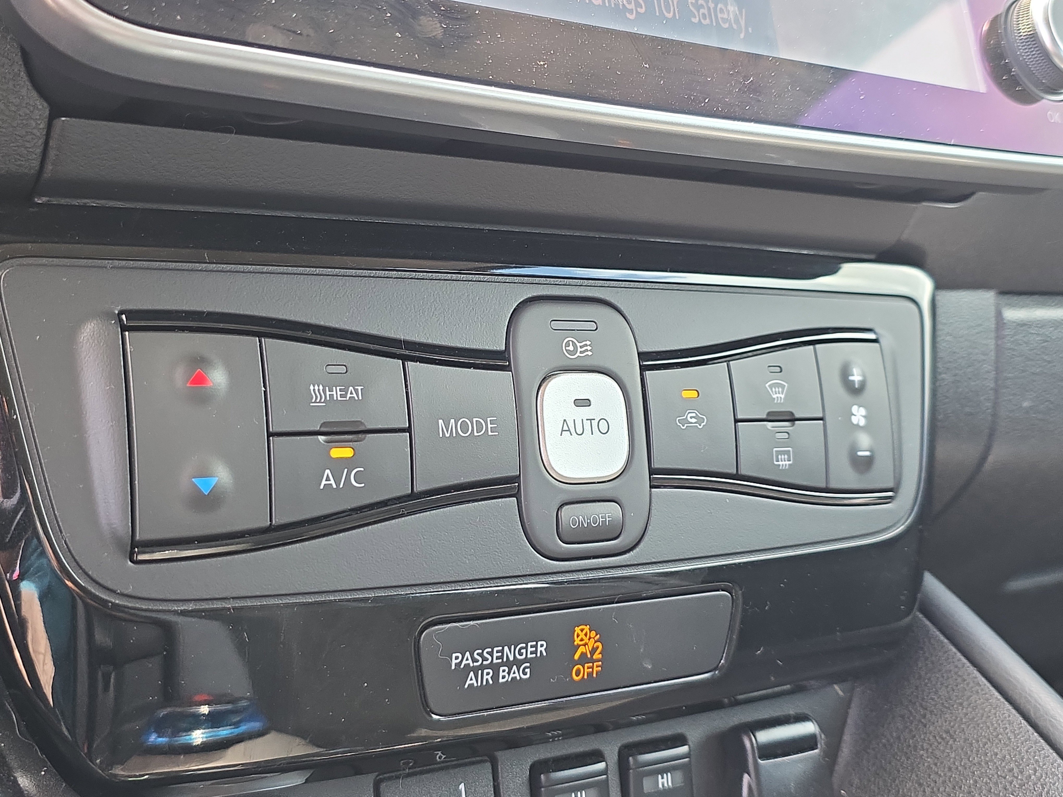 Used 2020 Nissan Leaf SL Plus image 29