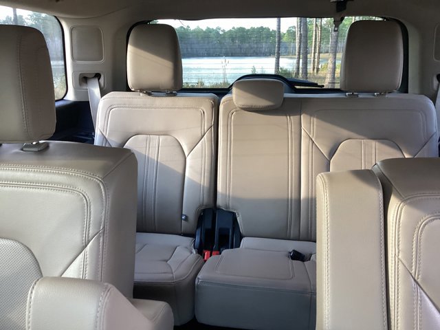 Used 2023 Ford Expedition Limited image 15