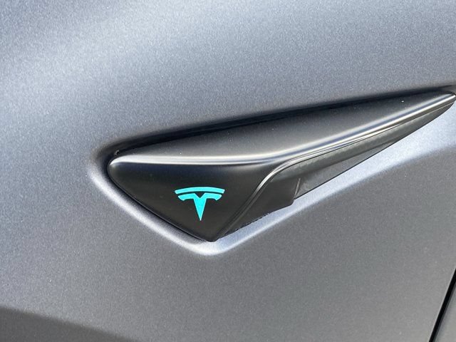 Used 2021 Tesla Model Y Performance AWD/4WD image 12
