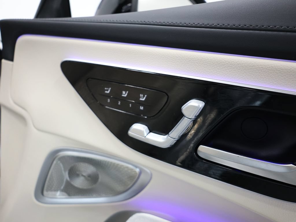 Certified 2024 Mercedes-Benz CLE 450 4MATIC Cabriolet image 22