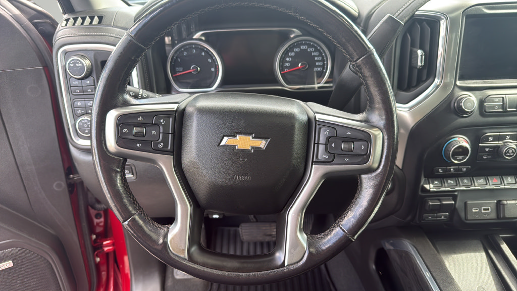 Used 2021 Chevrolet Silverado 1500 LTZ w/ LTZ Premium Package AWD/4WD image 15
