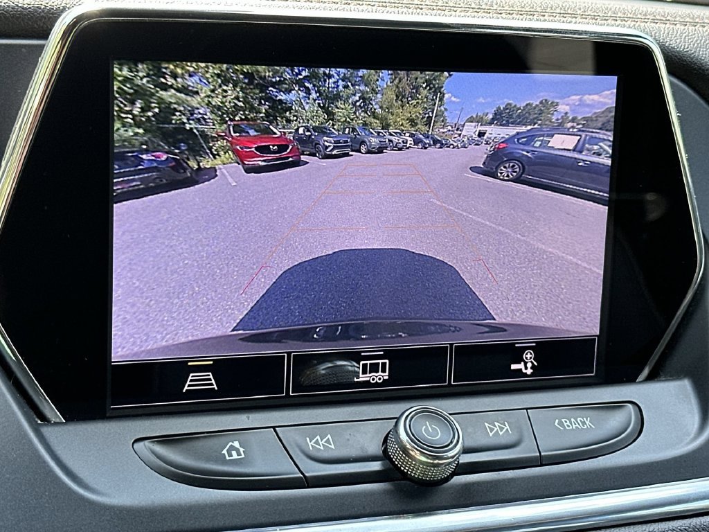 Used 2022 Chevrolet Blazer Premier w/ Enhanced Convenience Package AWD/4WD image 18